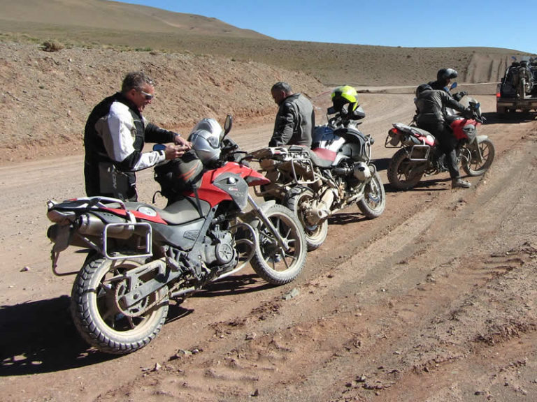 Lee más sobre el artículo Guía para viajar en moto a Marruecos